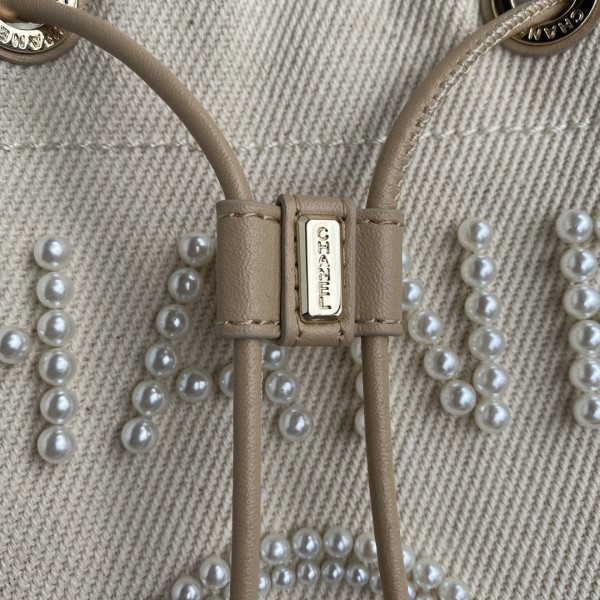 CL BUCKET BAG