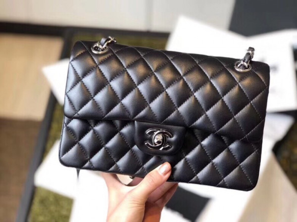 CL FLAP BAG 23CM