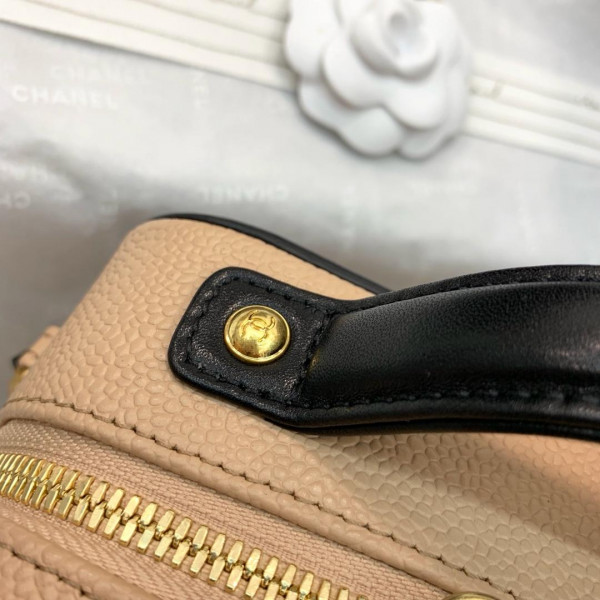 CL VANITY CASE
