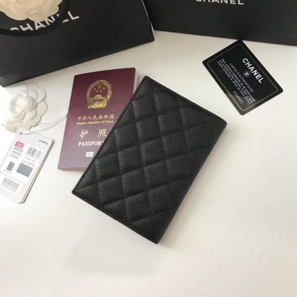 CL PASSPORT HOLDER