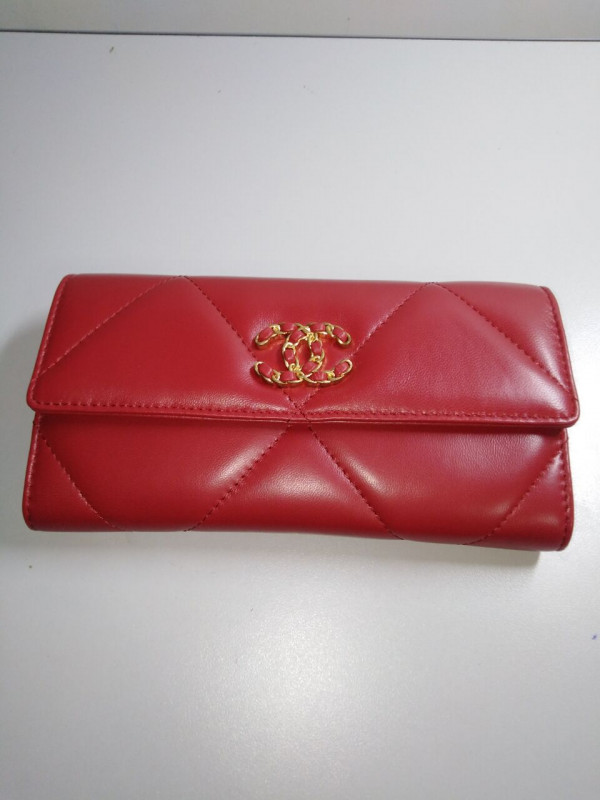 CL 19 LONG FLAP WALLET