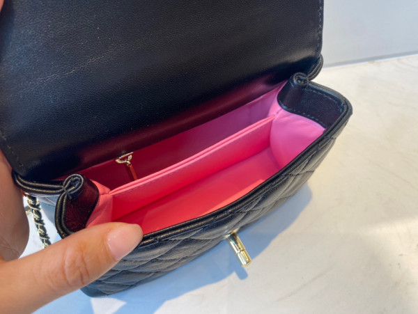 CL MINI FLAP BAG WITH TOP HANDLE
