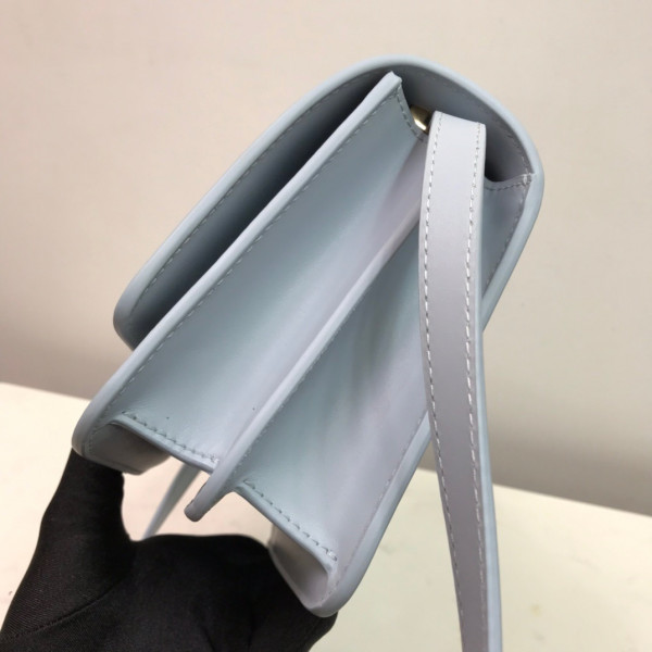 B**rry small tb bag