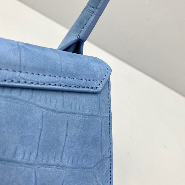 JACQUEMUS Le Chiquito Mini Bag