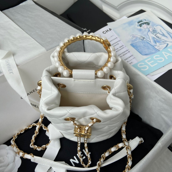 CL BUCKET BAG