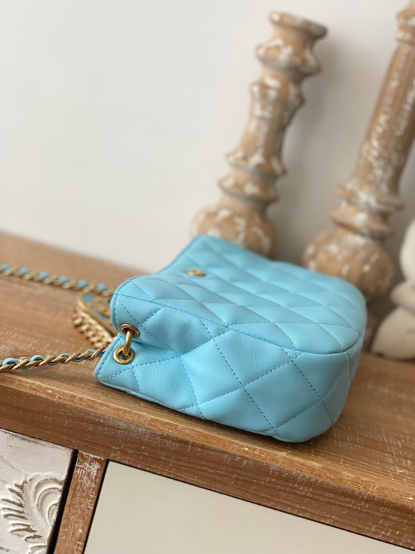 CL HOBO HANDBAG