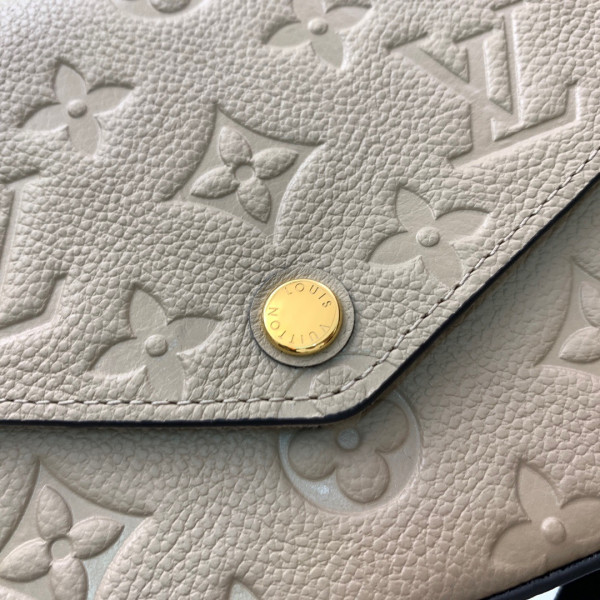 l**is V*t*n pochette fÉlicie