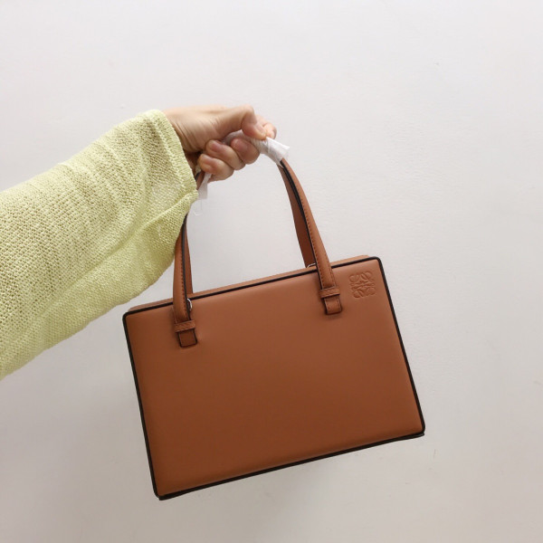 LOEWE POSTAL BAG