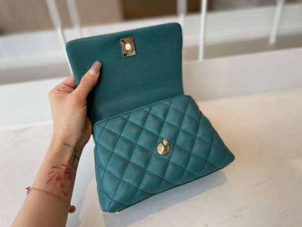 CL MINI FLAP BAG WITH TOP HANDLE