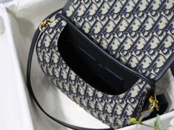 D*or bobby bag medium