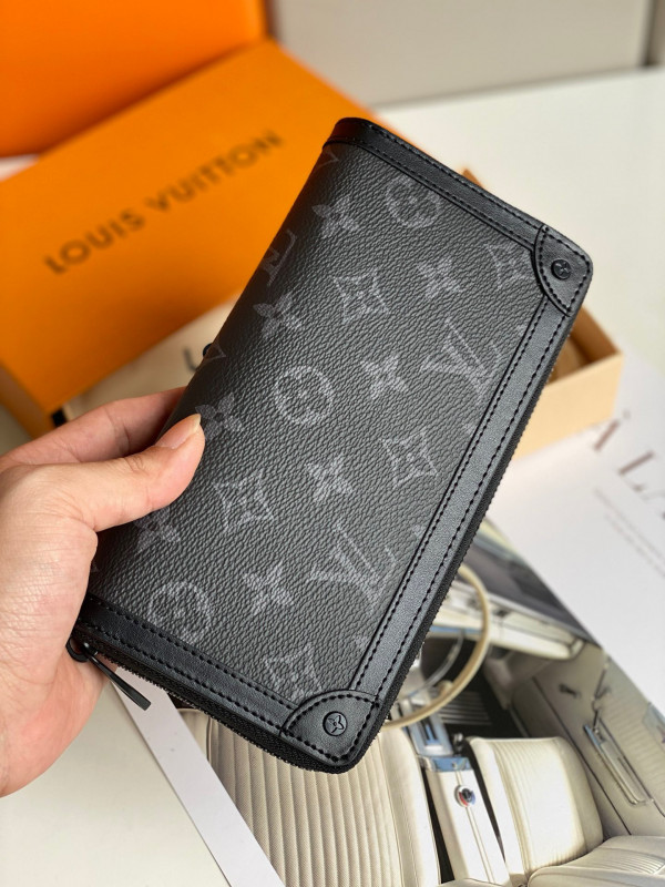 l**is V*t*n zippy wallet trunk