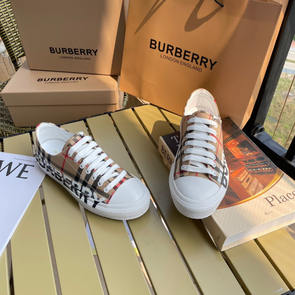 B**rry vintage sneaker