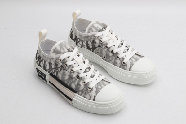 D*or b23 oblique low top sneaker