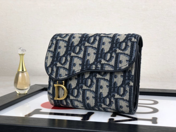 D*or wallet