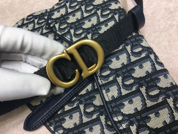 D*or saddle bag