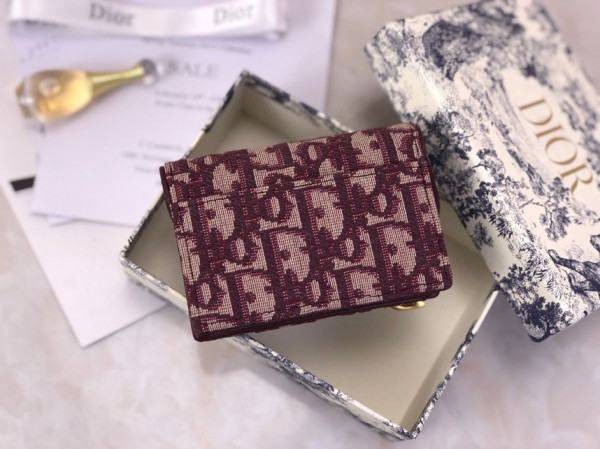 D*or wallet