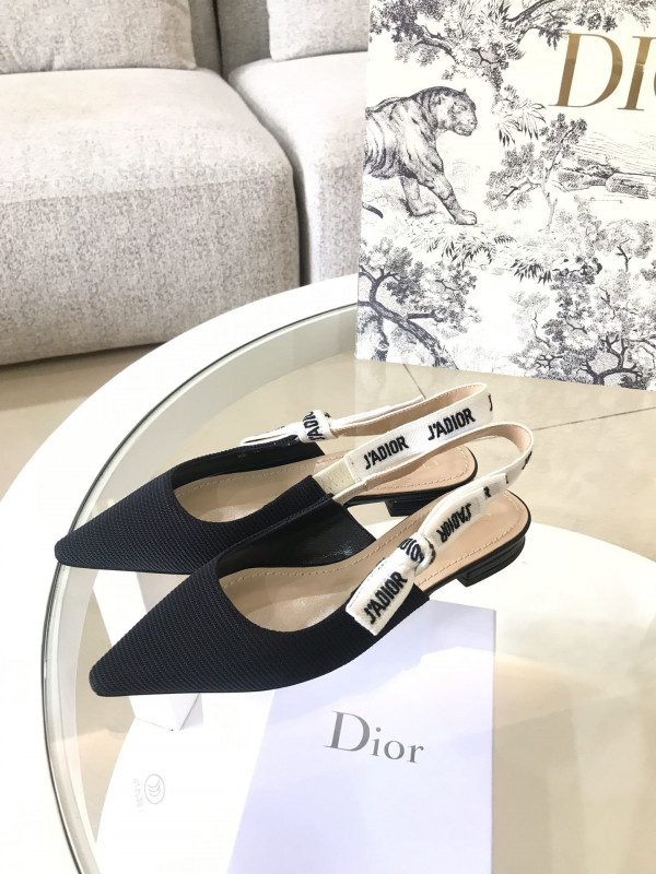 D*or j