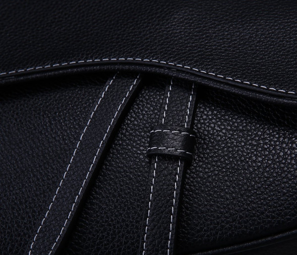 D*or saddle bag
