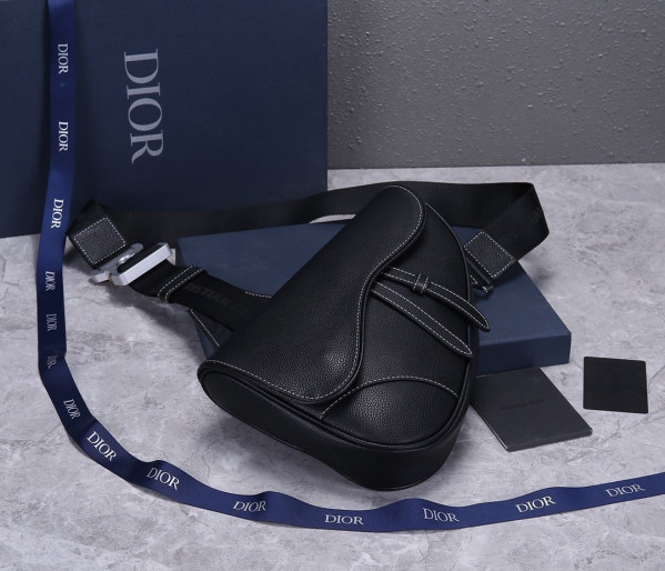 D*or saddle bag