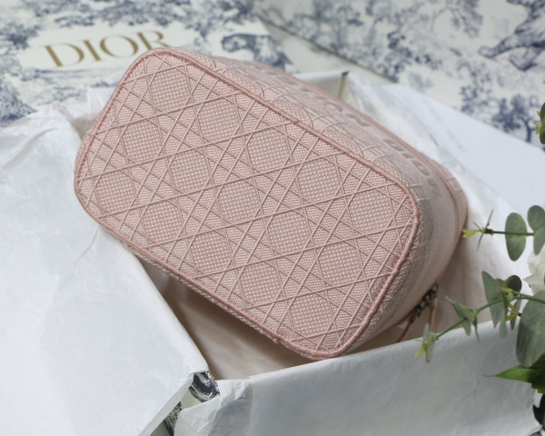 D*or vanity case-24-17-13.5cm