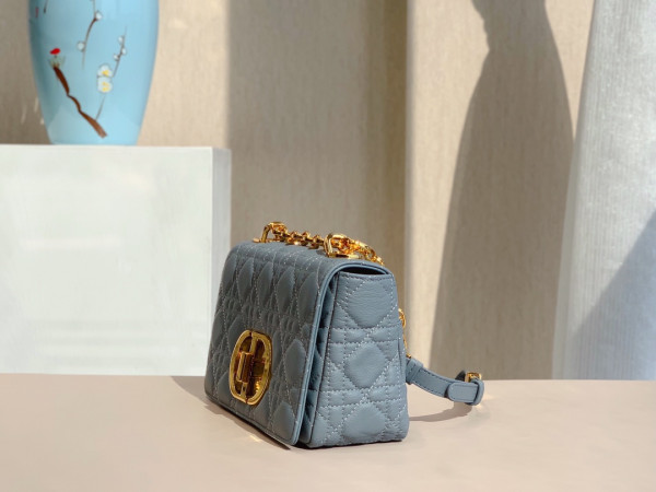D*or small D*or caro bag