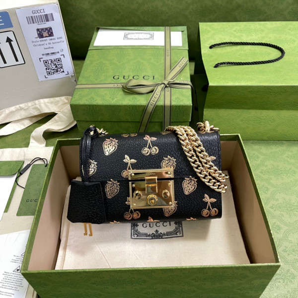 G*u*i padlock small berry shoulder bag
