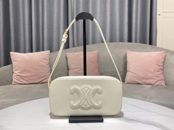 Ce**e mini camera shoulder bag