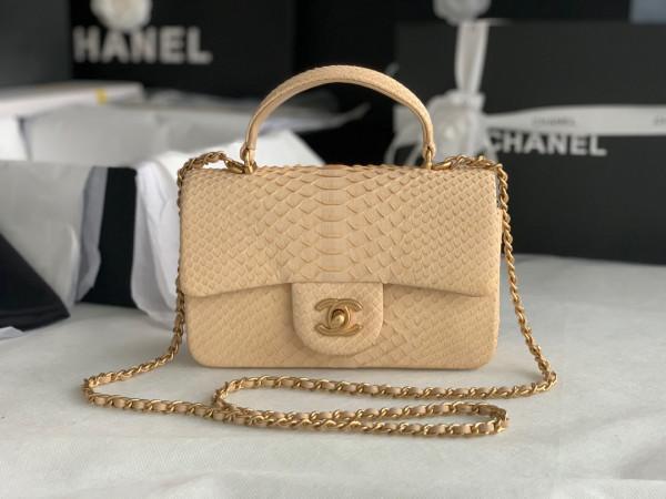 CL MINI FLAP BAG WITH TOP HANDLE