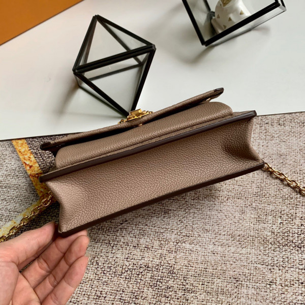 l**is V*t*n vavin chain wallet