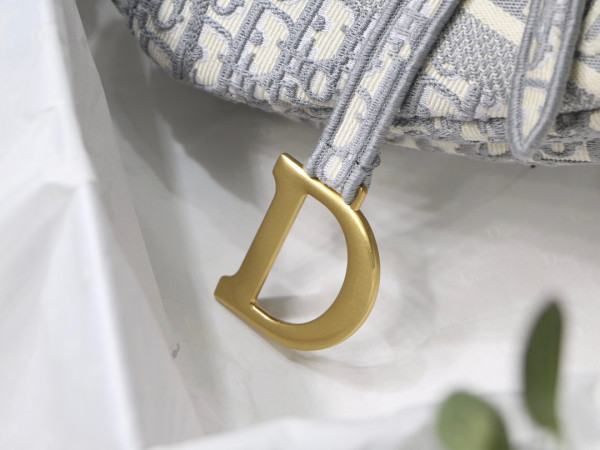 D*or saddle bag