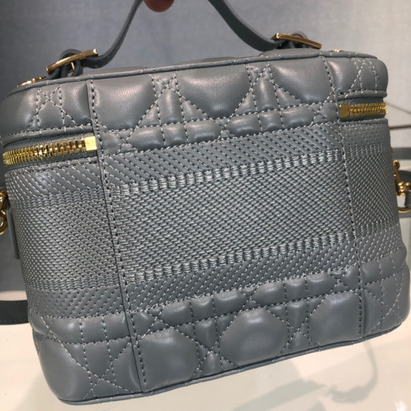 D*or small D*ortravel vanity case-18.5-13-10.5cm