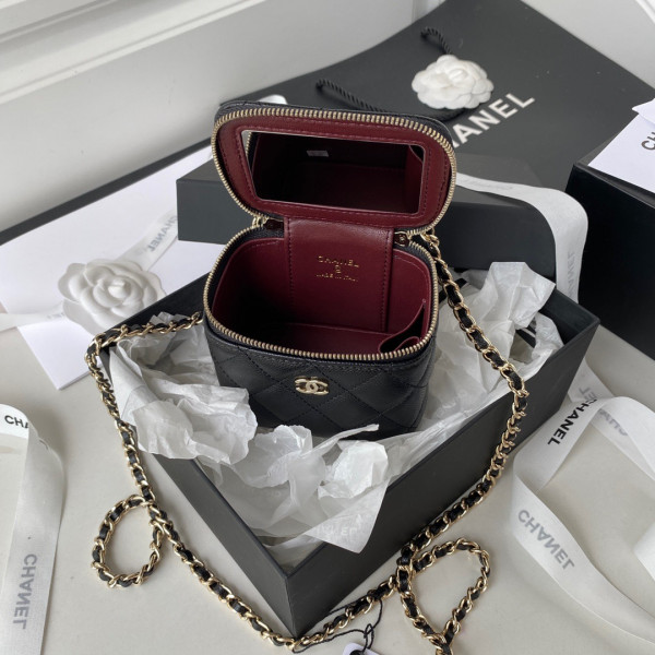 CL SMALL VANITY WITH CHAIN