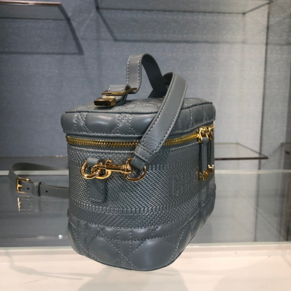 D*or small D*ortravel vanity case-18.5-13-10.5cm