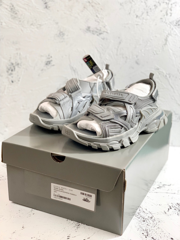 Ba*len*cia*ga track sandal