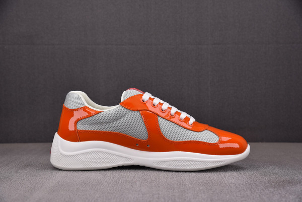 Pra*a sneaker