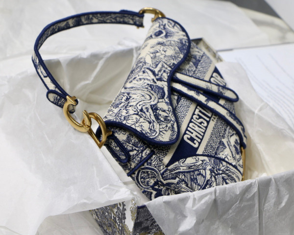 D*or saddle bag