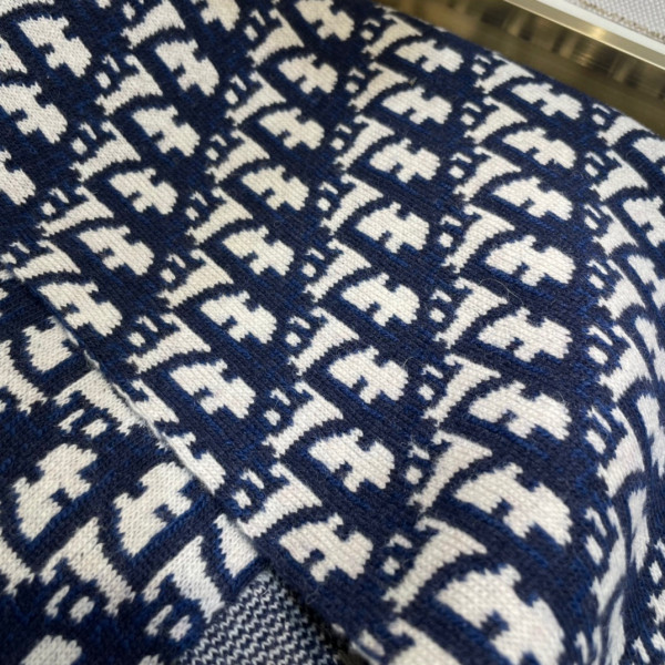 D*or scarf