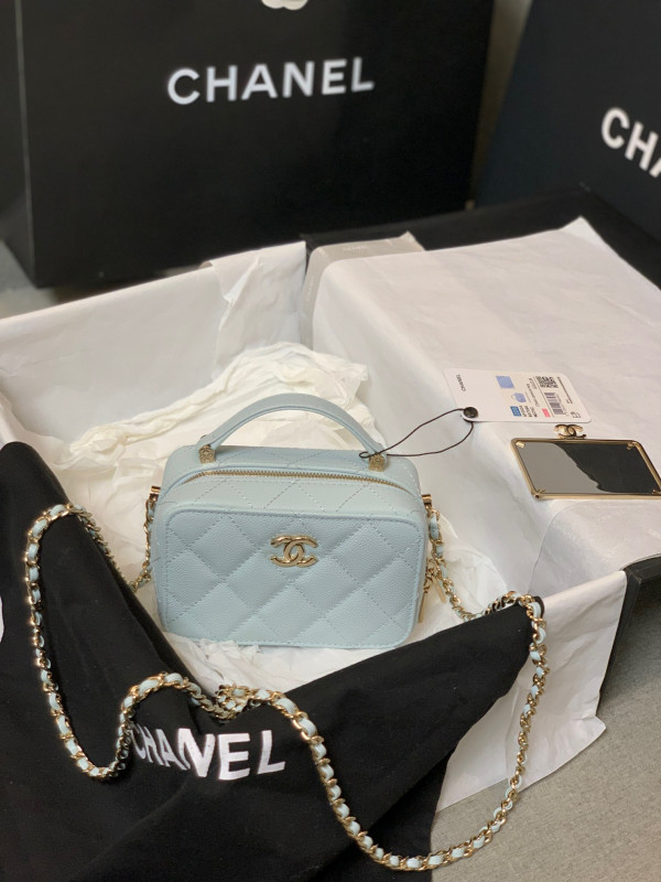CL VANITY CASE