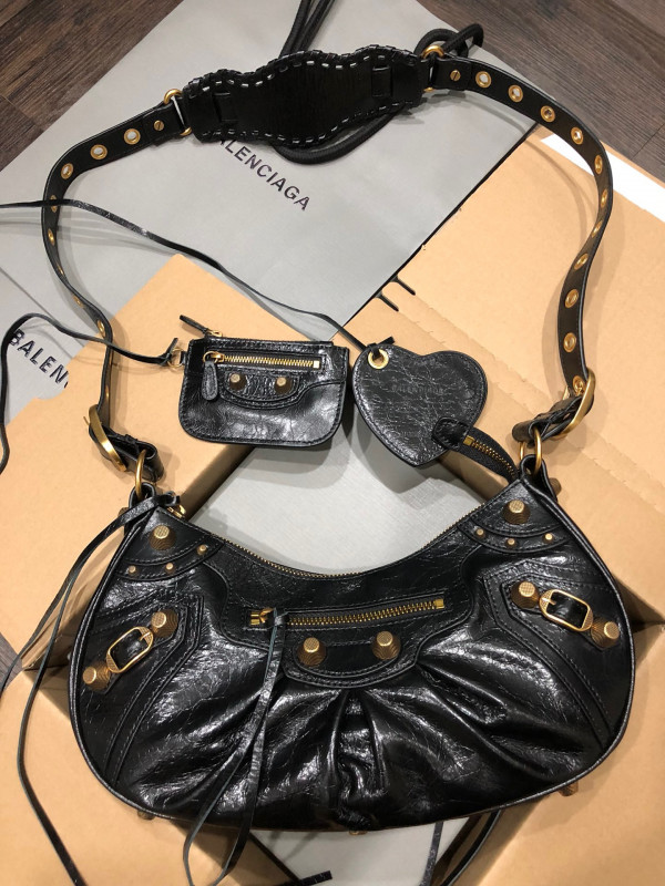 Ba*len*cia*ga women''s le cagole small shoulder bag
