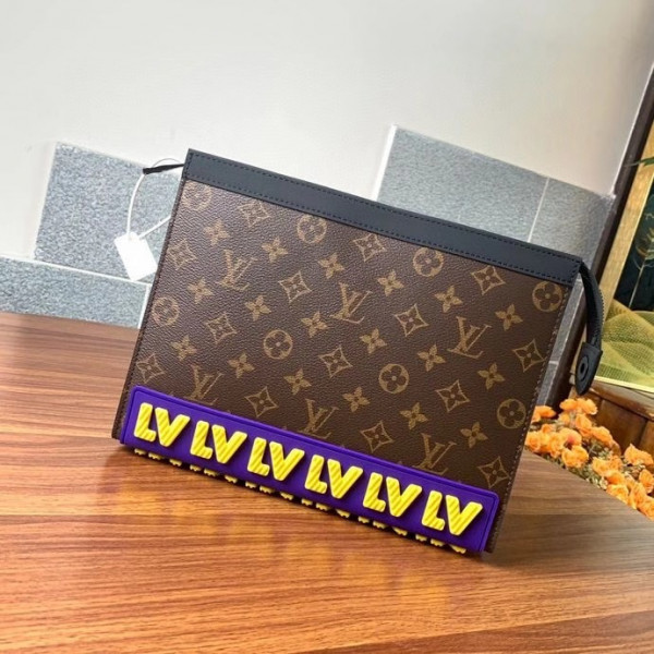 l**is V*t*n pochette voyage mm