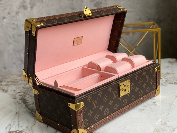 l**is V*t*n coffret accessoires