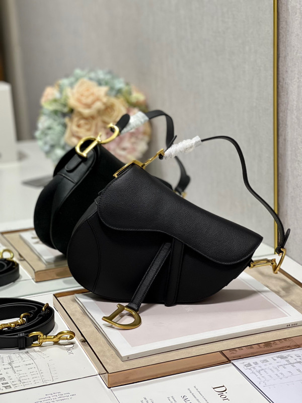 D*or saddle bag with strap