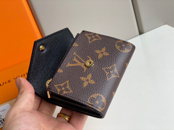 l**is V*t*n zoÉ wallet