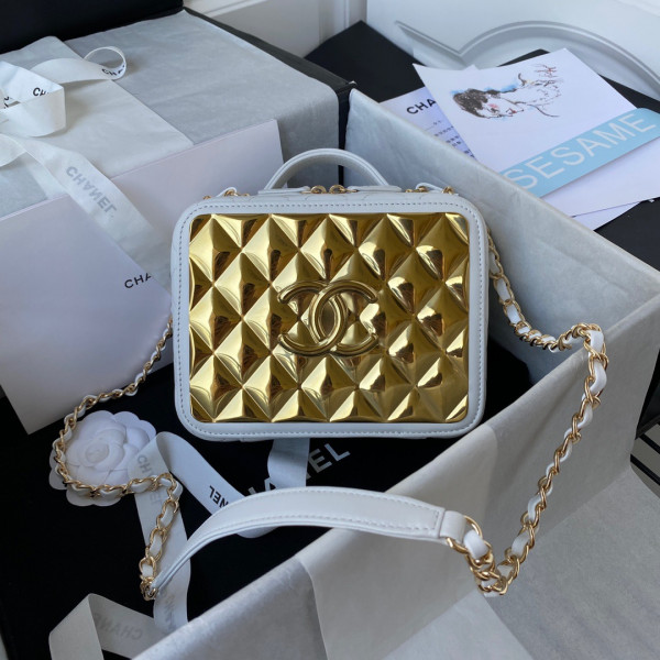 CL VANITY CASE