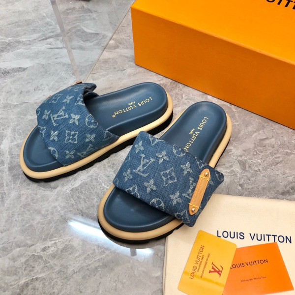 l**is V*t*n pool pillow comfort mule