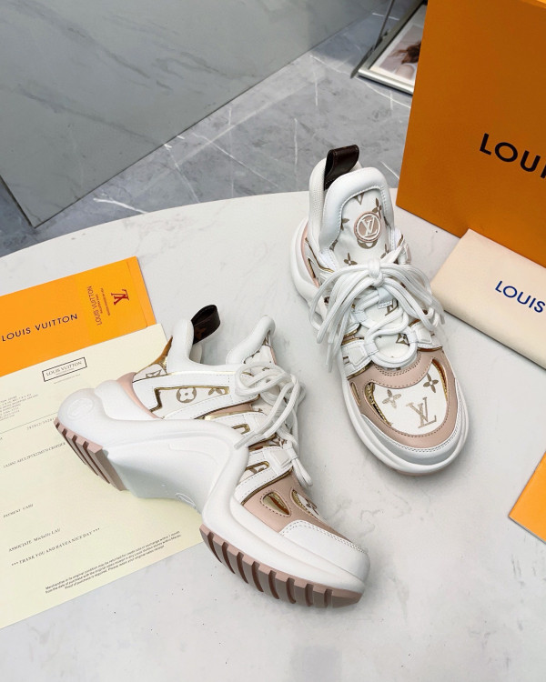 l**is V*t*n archlight sneaker