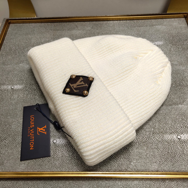 l**is V*t*n hat