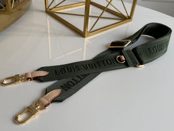 l**is V*t*n strap