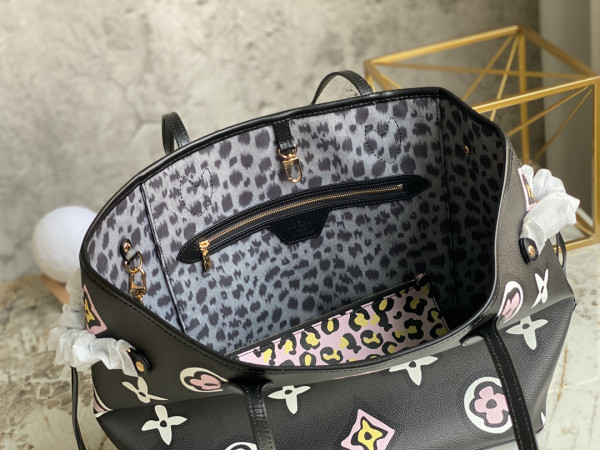 l**is V*t*n neverfull mm