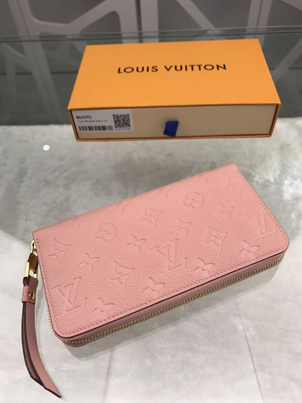 l**is V*t*n zippy wallet